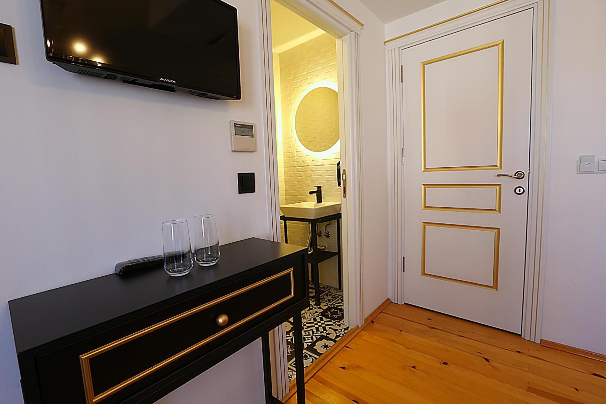 Istanbul Taksim Istiklal Street Kamil Hotel - Historical Szoba fotó